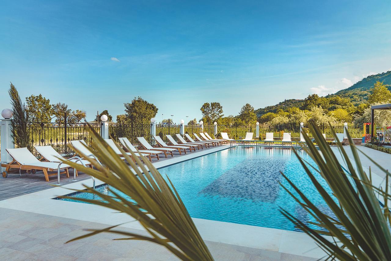 Sunny Castle Hotel Kranevo Esterno foto